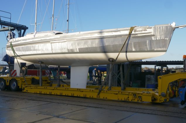Greyhound 40